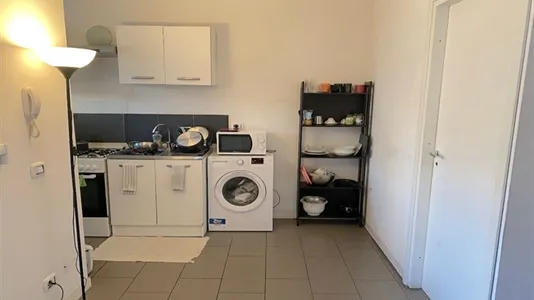 Rooms in Roma Municipio VI – Roma Delle Torri - photo 9