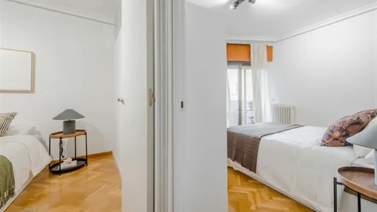 Rooms in Madrid Retiro - photo 6