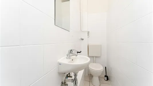 Rooms in Berlin Friedrichshain-Kreuzberg - photo 9