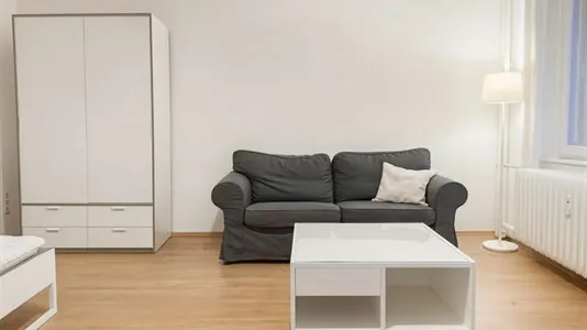 Apartments in Berlin Charlottenburg-Wilmersdorf - photo 2