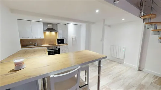 Apartments in Lyon - photo 5