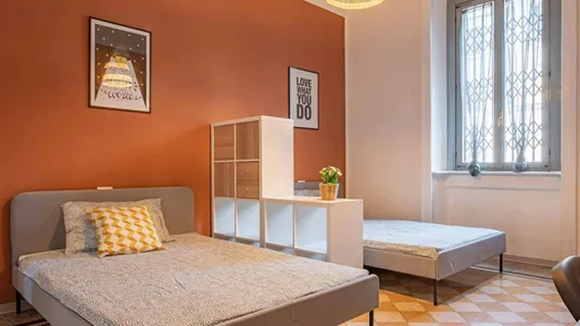 Rooms in Milano Zona 1 - Centro storico - photo 2