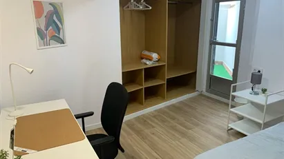Room for rent in Moncada, Comunidad Valenciana