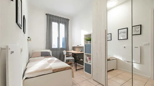 Rooms in Padua - photo 1