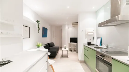 Apartments in Barcelona Ciutat Vella - photo 8