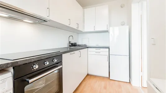 Apartments in Location is not specified - photo 8