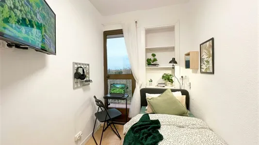 Rooms in Madrid Ciudad Lineal - photo 5