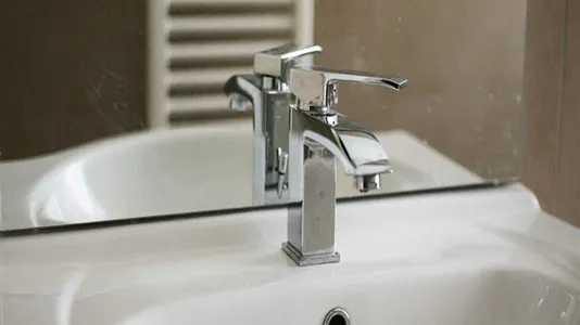 Rooms in Milano Zona 2 - Stazione Centrale, Gorla, Turro, Greco, Crescenzago - photo 9