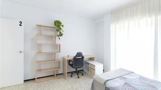 Rooms in Elche/Elx - photo 3