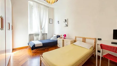 Room for rent in Milano Zona 4 - Vittoria, Forlanini, Milan