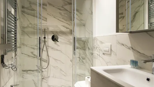 Apartments in Milano Zona 8 - Fiera, Gallaratese, Quarto Oggiaro - photo 7