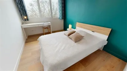 Room for rent in Grenoble, Auvergne-Rhône-Alpes