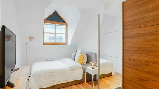 Rooms in Frankfurt Süd - photo 3