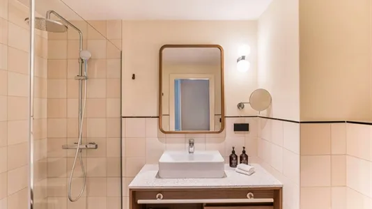 Rooms in Barcelona Sant Martí - photo 3