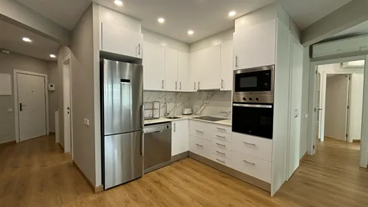 Rooms in Barcelona Eixample - photo 6