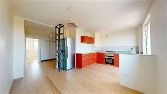 Apartments in Lyon - photo 3