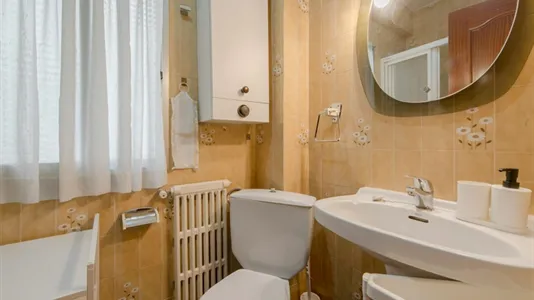 Rooms in Madrid Chamartín - photo 6