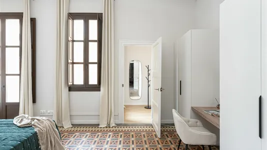 Apartments in Barcelona Ciutat Vella - photo 10