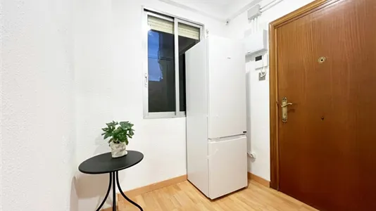 Rooms in Madrid Ciudad Lineal - photo 9