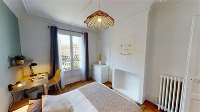 Room for rent in Paris 17ème arrondissement, Paris