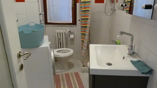 Rooms in Milano Zona 8 - Fiera, Gallaratese, Quarto Oggiaro - photo 9