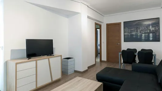 Rooms in el Camí de Vera - photo 7