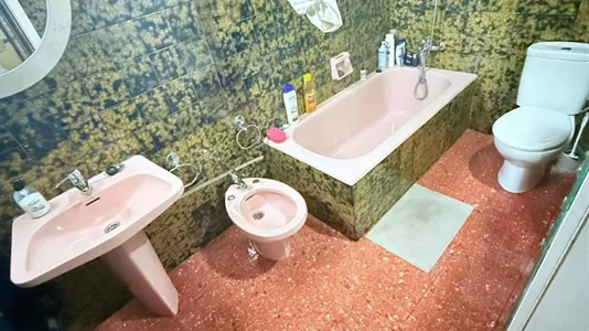 Rooms in Barcelona Les Corts - photo 10