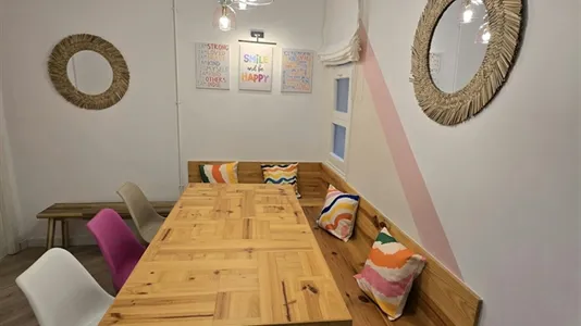 Rooms in Barcelona Eixample - photo 10