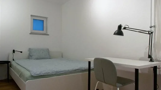 Rooms in Besnica - photo 1