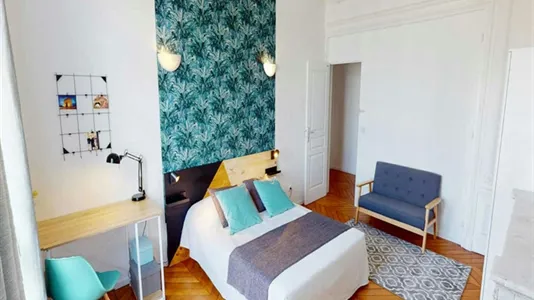 Rooms in Paris 17ème arrondissement - photo 2