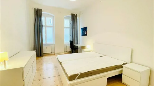 Rooms in Berlin Charlottenburg-Wilmersdorf - photo 3