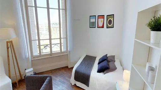 Rooms in Lyon - photo 2