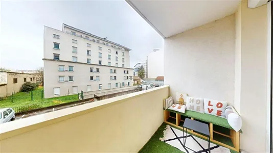 Apartments in Lyon - photo 3
