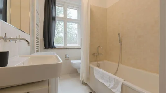 Rooms in Berlin Friedrichshain-Kreuzberg - photo 10