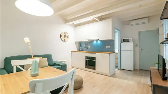 Apartments in Barcelona Ciutat Vella - photo 3