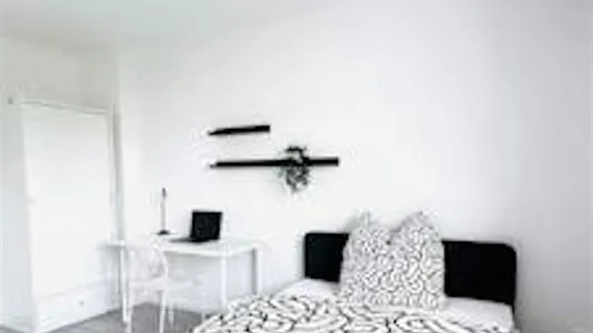 Rooms in Berlin Friedrichshain-Kreuzberg - photo 9