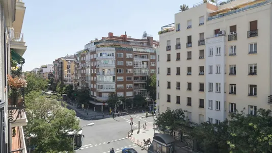 Rooms in Madrid Retiro - photo 6