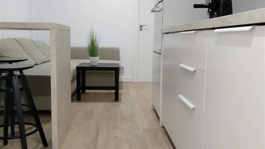 Rooms in Mislata - photo 7