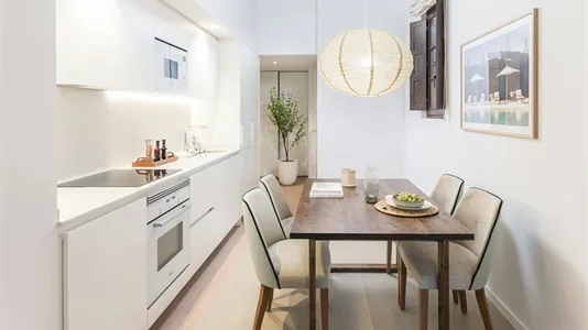 Apartments in Barcelona Ciutat Vella - photo 7