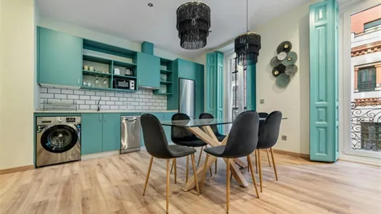 Apartments in Madrid Centro - photo 4