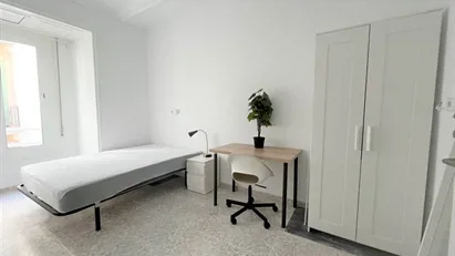 Room for rent in Barcelona Sarrià-St. Gervasi, Barcelona