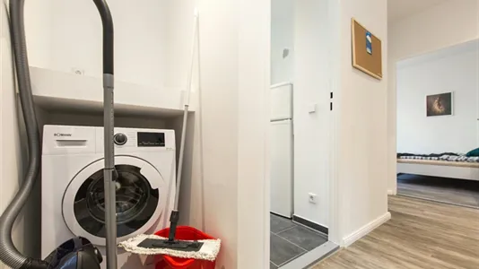 Rooms in Berlin Mitte - photo 9