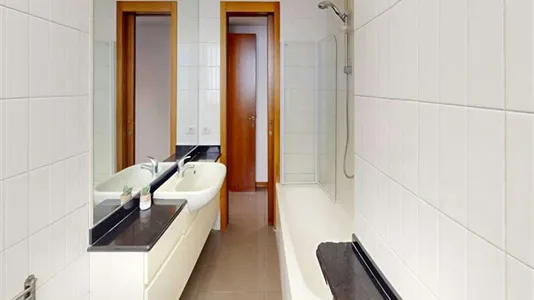 Rooms in Milano Zona 2 - Stazione Centrale, Gorla, Turro, Greco, Crescenzago - photo 8