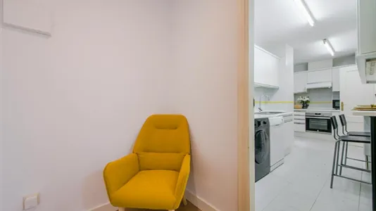 Rooms in Pozuelo de Alarcón - photo 9