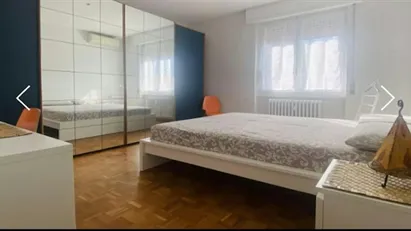 Room for rent in Milano Zona 6 - Barona, Lorenteggio, Milan