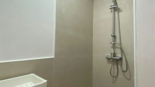 Rooms in Mislata - photo 8