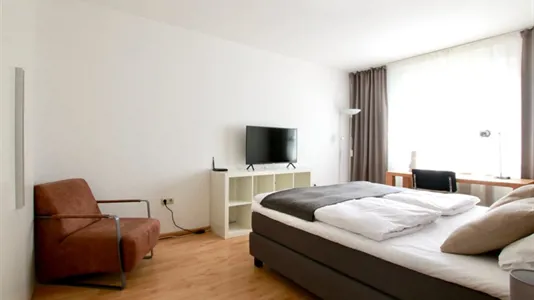 Apartments in Cologne Innenstadt - photo 2