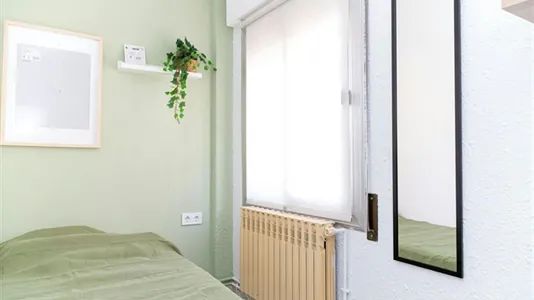 Rooms in Zaragoza - photo 4