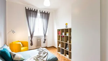 Room for rent in Buccinasco, Lombardia