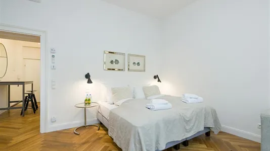 Apartments in Vienna Alsergrund - photo 4